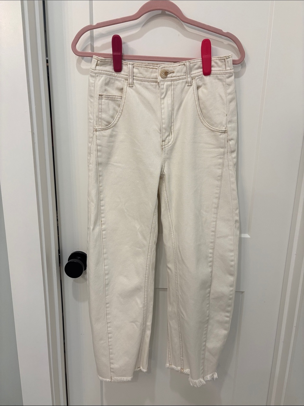We The Free Cream Cropped Ankle Jeans